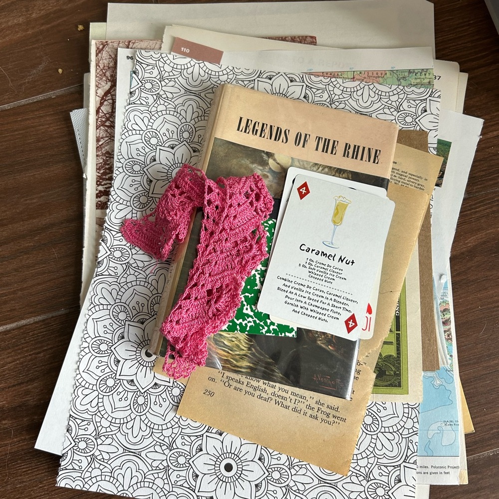 Paper ephemera pack‎